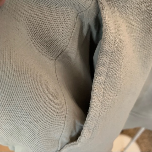 Zara Man gray sweater with pockets and side slit - Picture 3 of 4